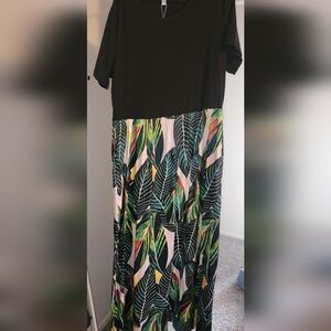 Black & Tropical Leaf Maxi Dress - Women